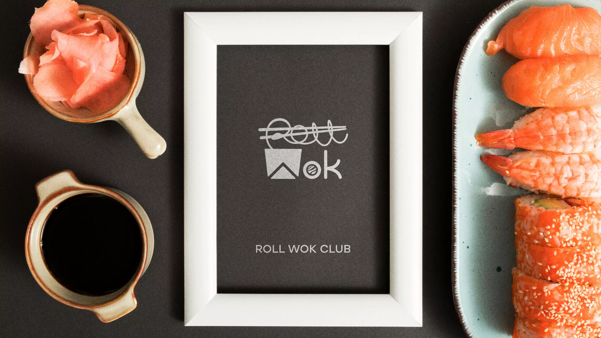 Разработка логотипа суши-бара «Roll Wok Club» в Зиме