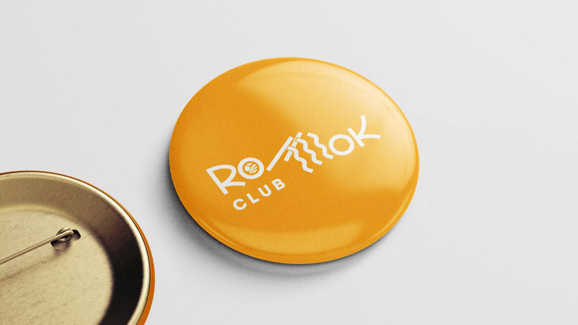 Создание логотипа суши-бара «Roll Wok Club» в Зиме